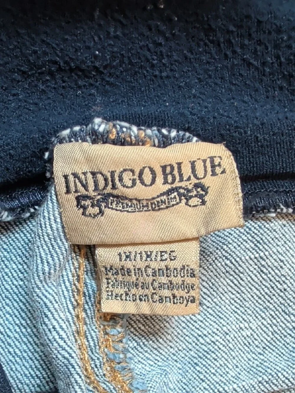Indigo Blue maternity capri